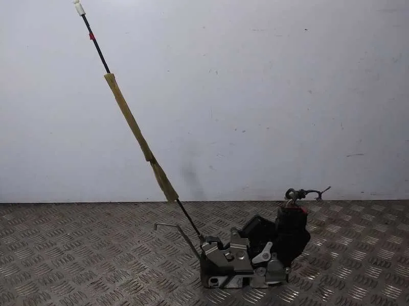 Cerradura Puerta Delantera Izquierda para Mazda 5 Berl. (Cr)