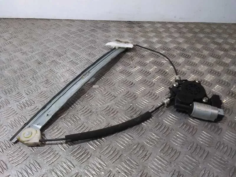 Elevalunas Delantero Izquierdo para Mazda 5 Berl. (Cr)