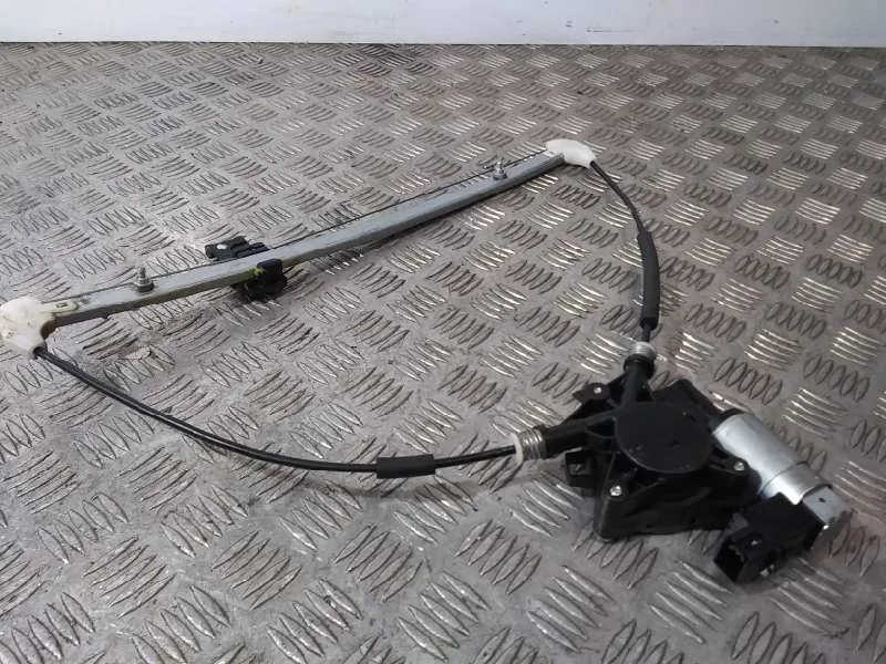Elevalunas Trasero Izquierdo para Mazda 5 Berl. (Cr)