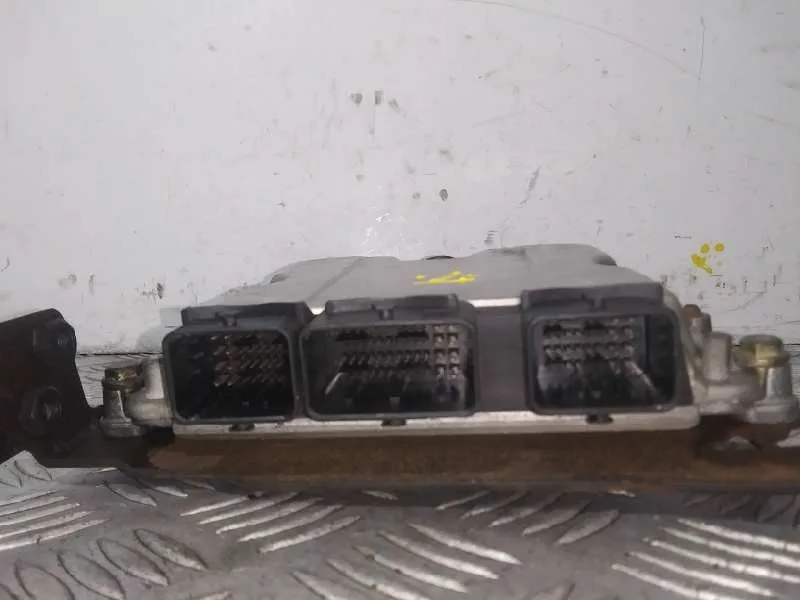 Centralita Motor Uce para Peugeot 607 (S1)