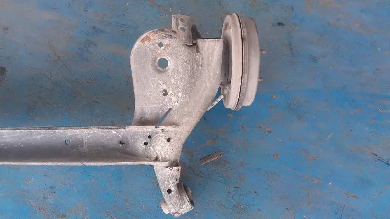 Puente Trasero para Ford Transit Courier