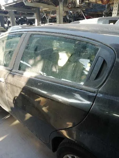 Puerta Trasera Izquierda para Alfa Romeo 147 (190)