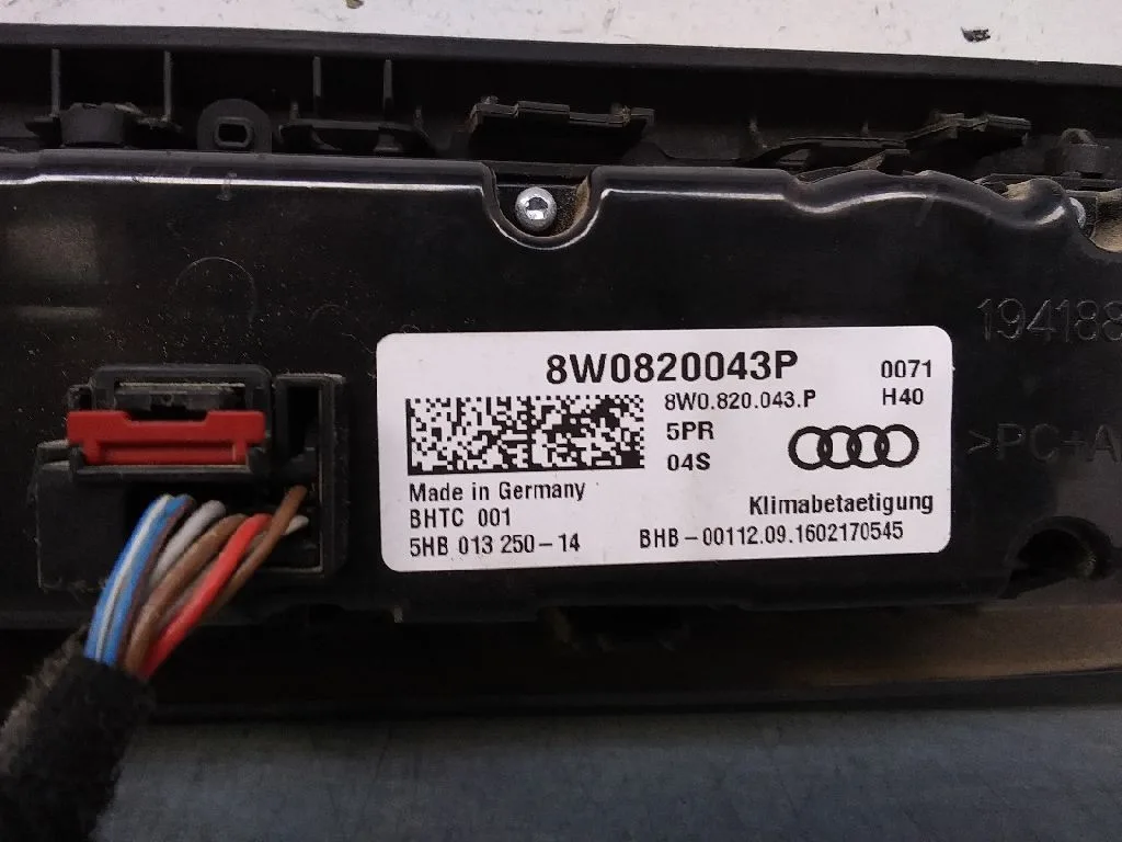 Mando Climatizador para Audi A4 Berlina (8W2)
