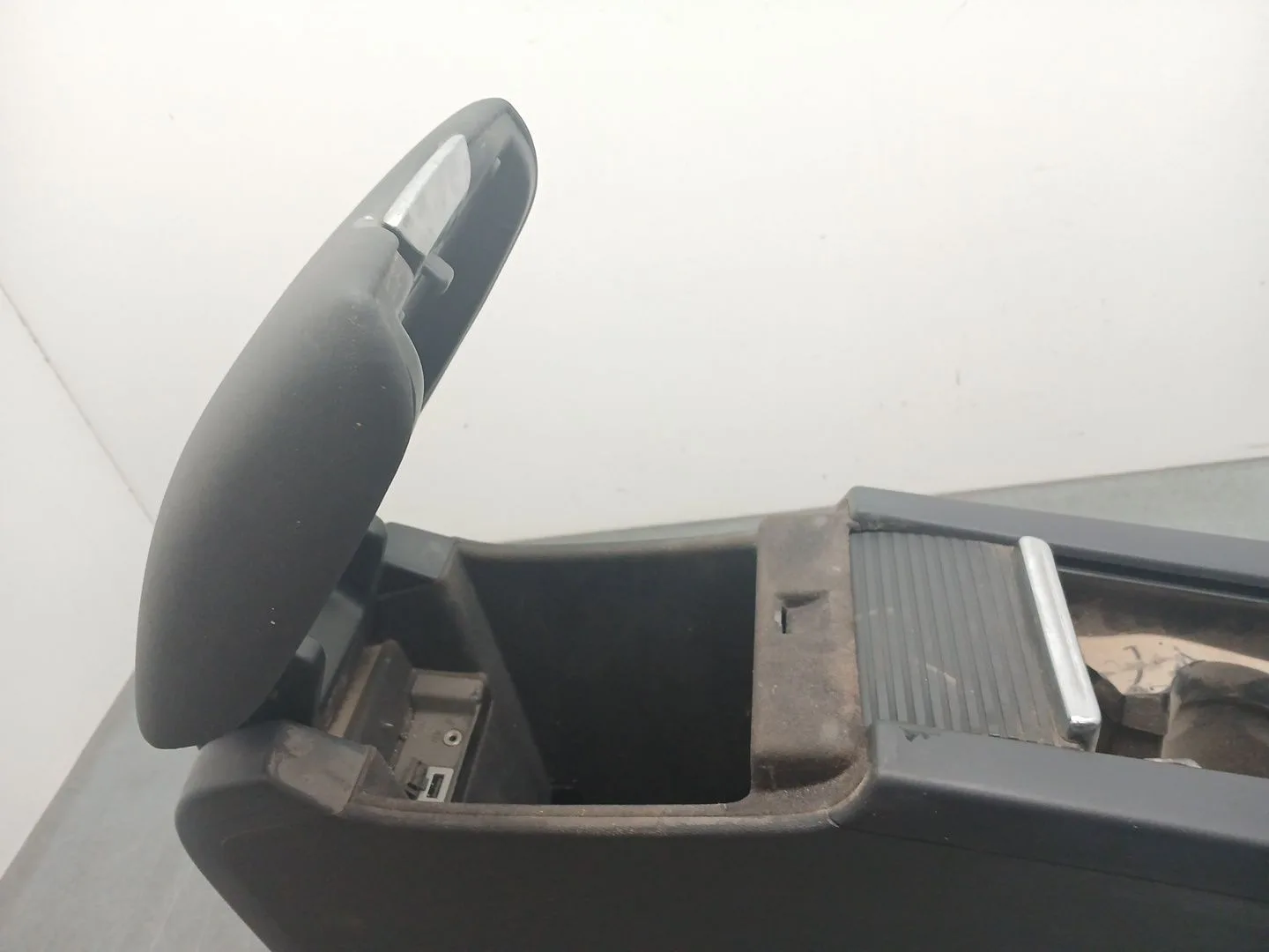 Apoyabrazos Central para Volvo S60 Lim.