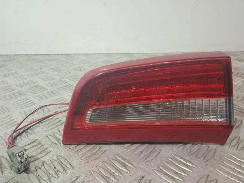 Piloto Trasero Derecho Interior para Volvo S60 Lim.