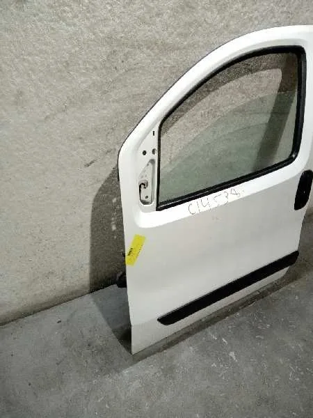 Puerta Delantera Izquierda para Fiat Fiorino