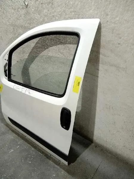 Puerta Delantera Izquierda para Fiat Fiorino