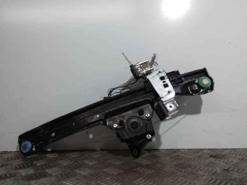 Elevalunas Delantero Izquierdo para Ford Ecosport