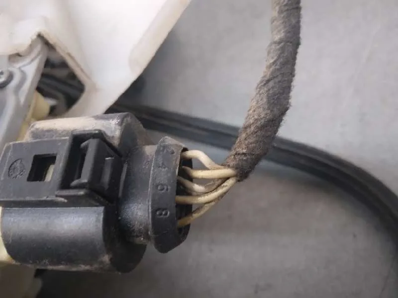 Cerradura Puerta Trasera Izquierda para Volkswagen Passat Berlina (3C2)