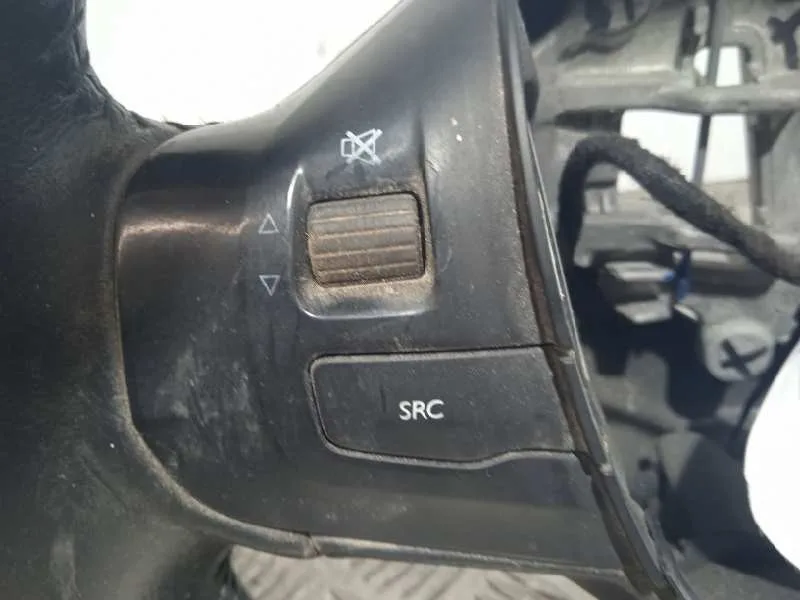 Volante para Peugeot 2008 (--.2013->)