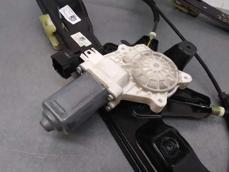 Elevalunas Delantero Izquierdo para Ford Focus Lim.