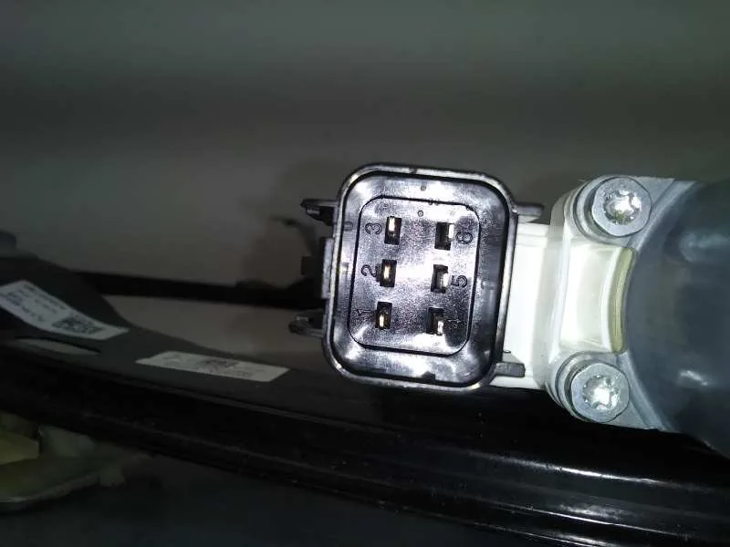 Elevalunas Delantero Izquierdo para Ford Focus Lim.