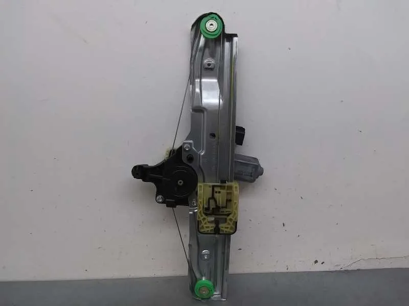 Elevalunas Trasero Derecho para Ford Focus Lim.