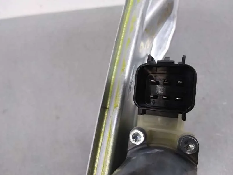 Elevalunas Trasero Derecho para Ford Focus Lim.