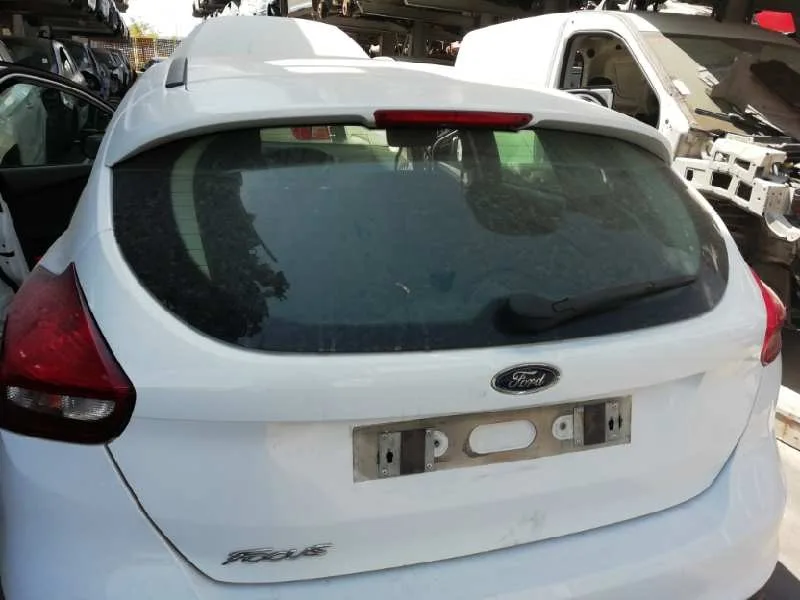 Porton Trasero para Ford Focus Lim.