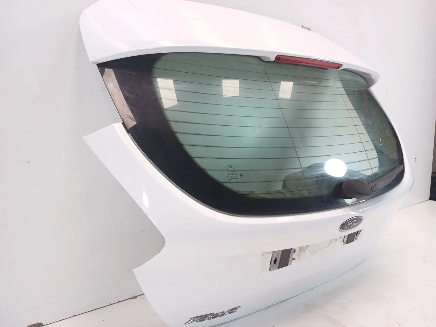 Porton Trasero para Ford Focus Lim.