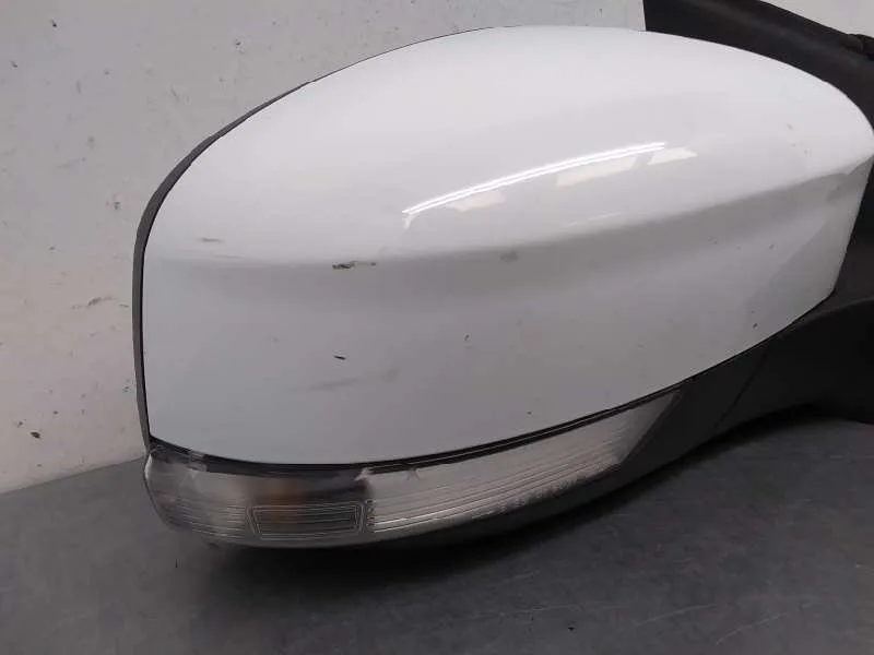 Retrovisor Derecho para Ford Focus Lim.