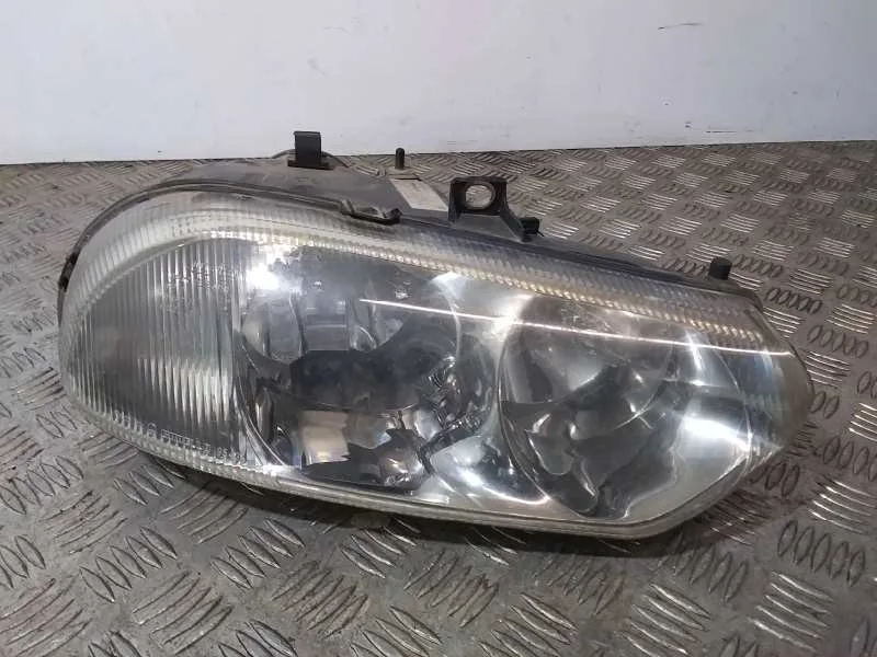 Faro Derecho para Alfa Romeo 156 (116)