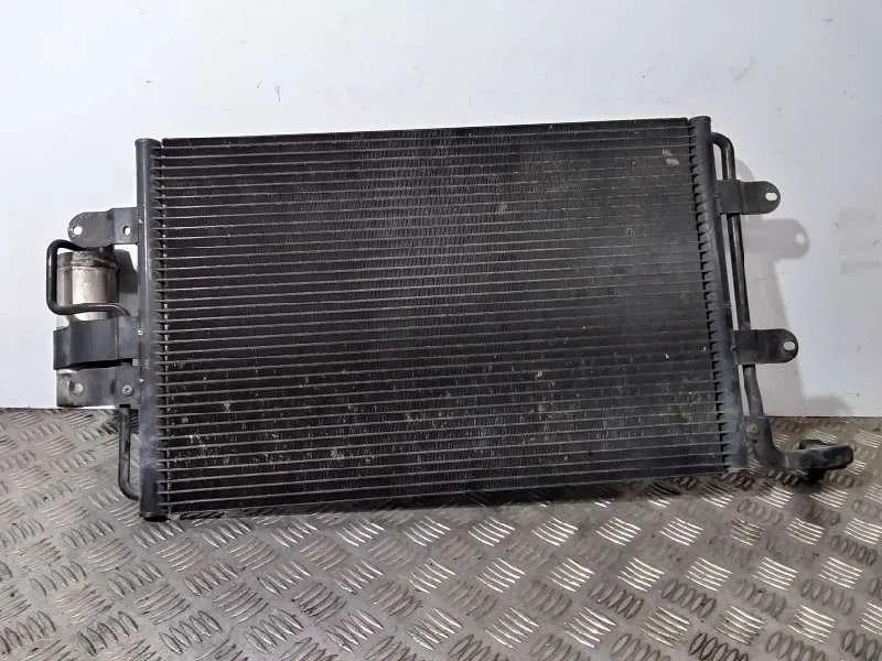 Condensador / Radiador Aire Acondicionado para Audi A3 (8L)