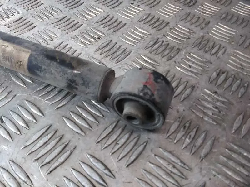 Amortiguador Trasero Izquierdo para Volkswagen Polo (9N3)