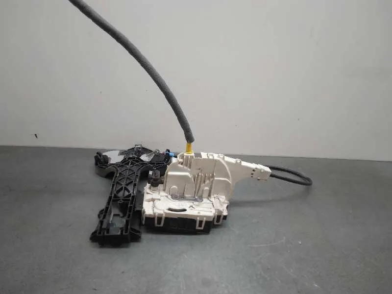 Cerradura Puerta Delantera Derecha para Volkswagen Crafter Caja Cerrada