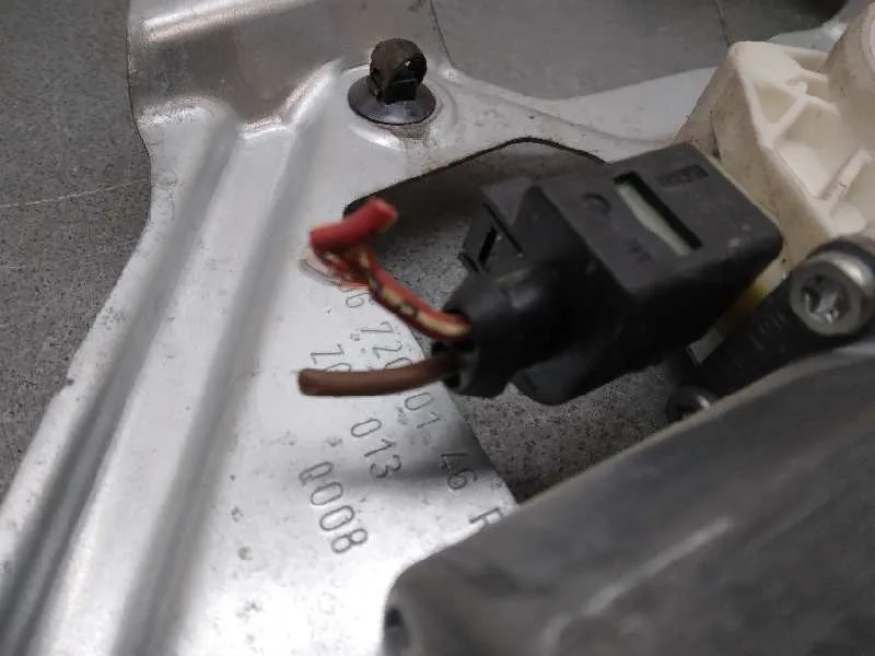 Elevalunas Delantero Derecho para Volkswagen Crafter Caja Cerrada