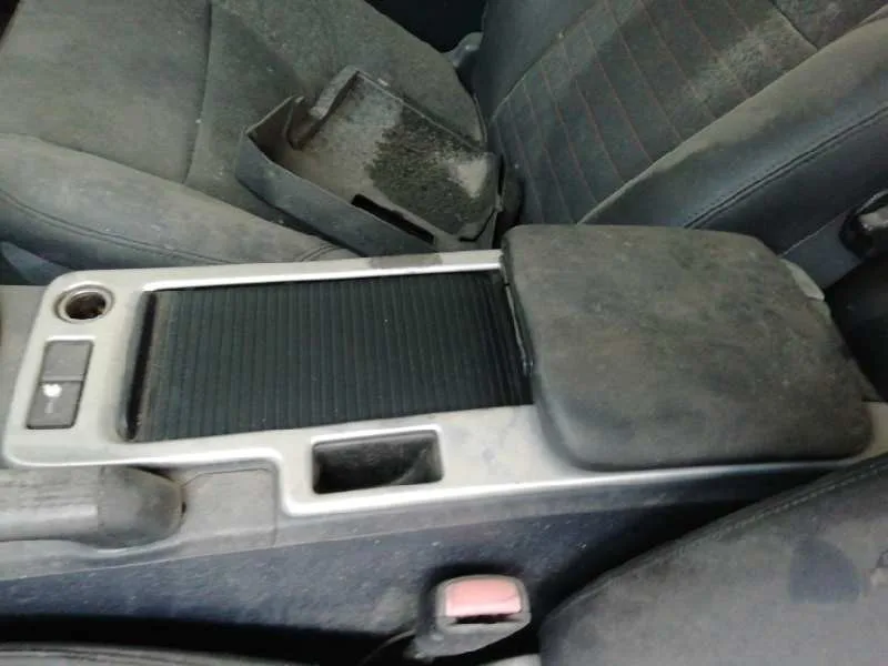 Apoyabrazos Central para Volvo C30