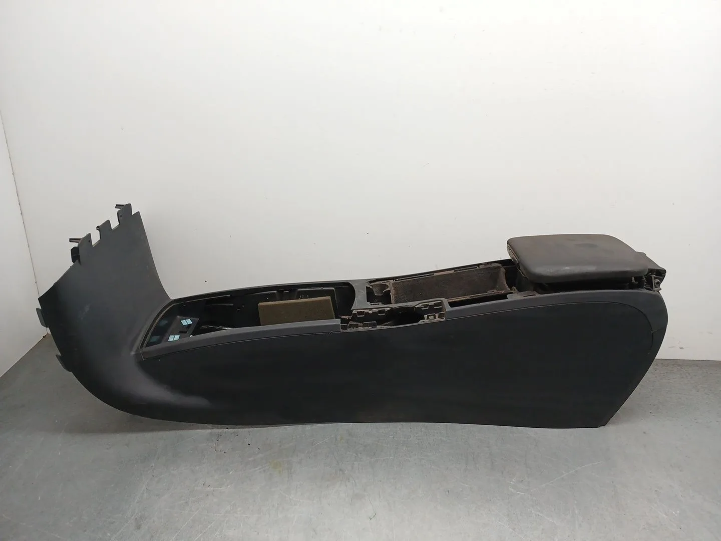 Apoyabrazos Central para Volvo C30