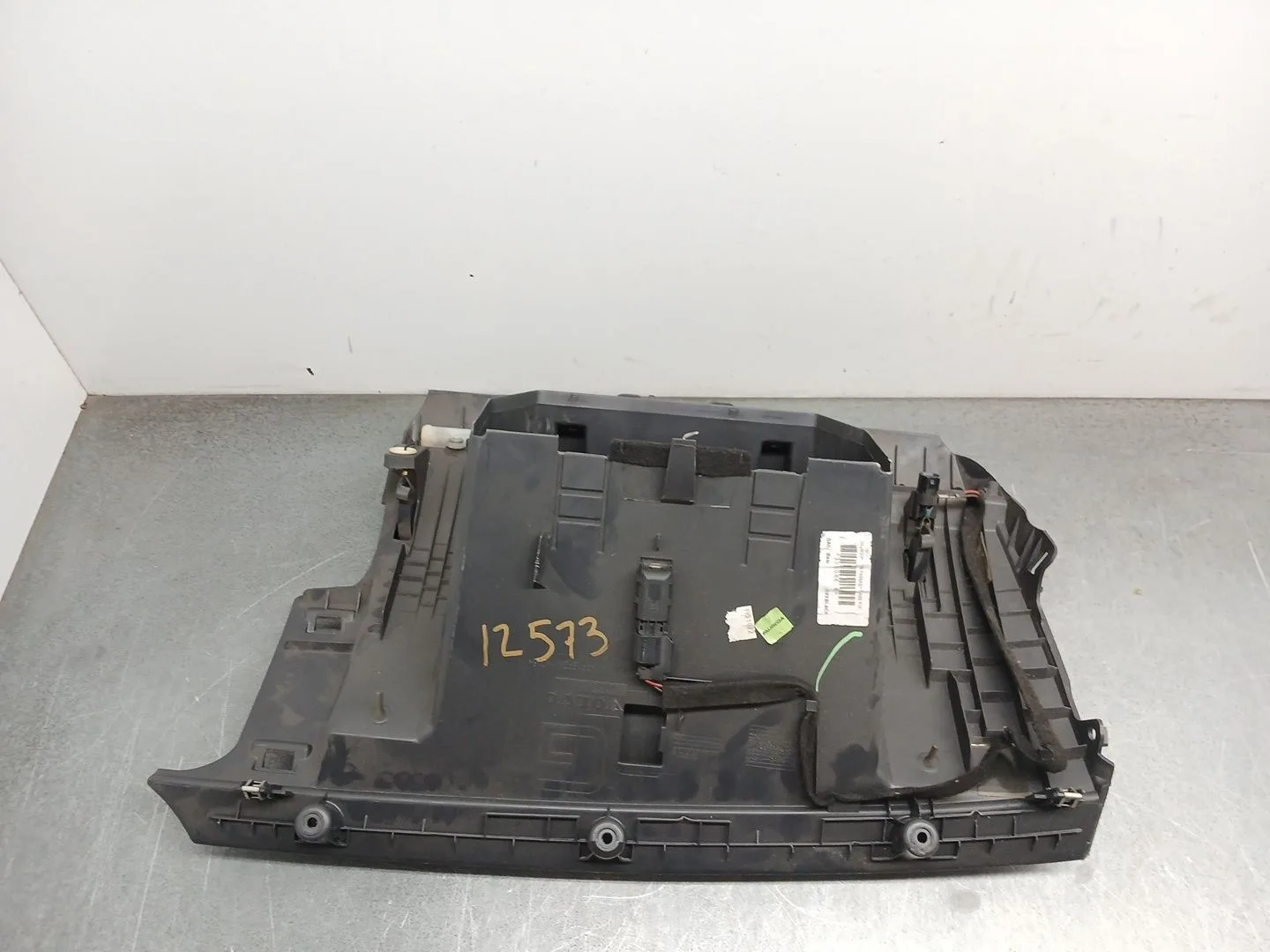 Guantera para Volvo C30
