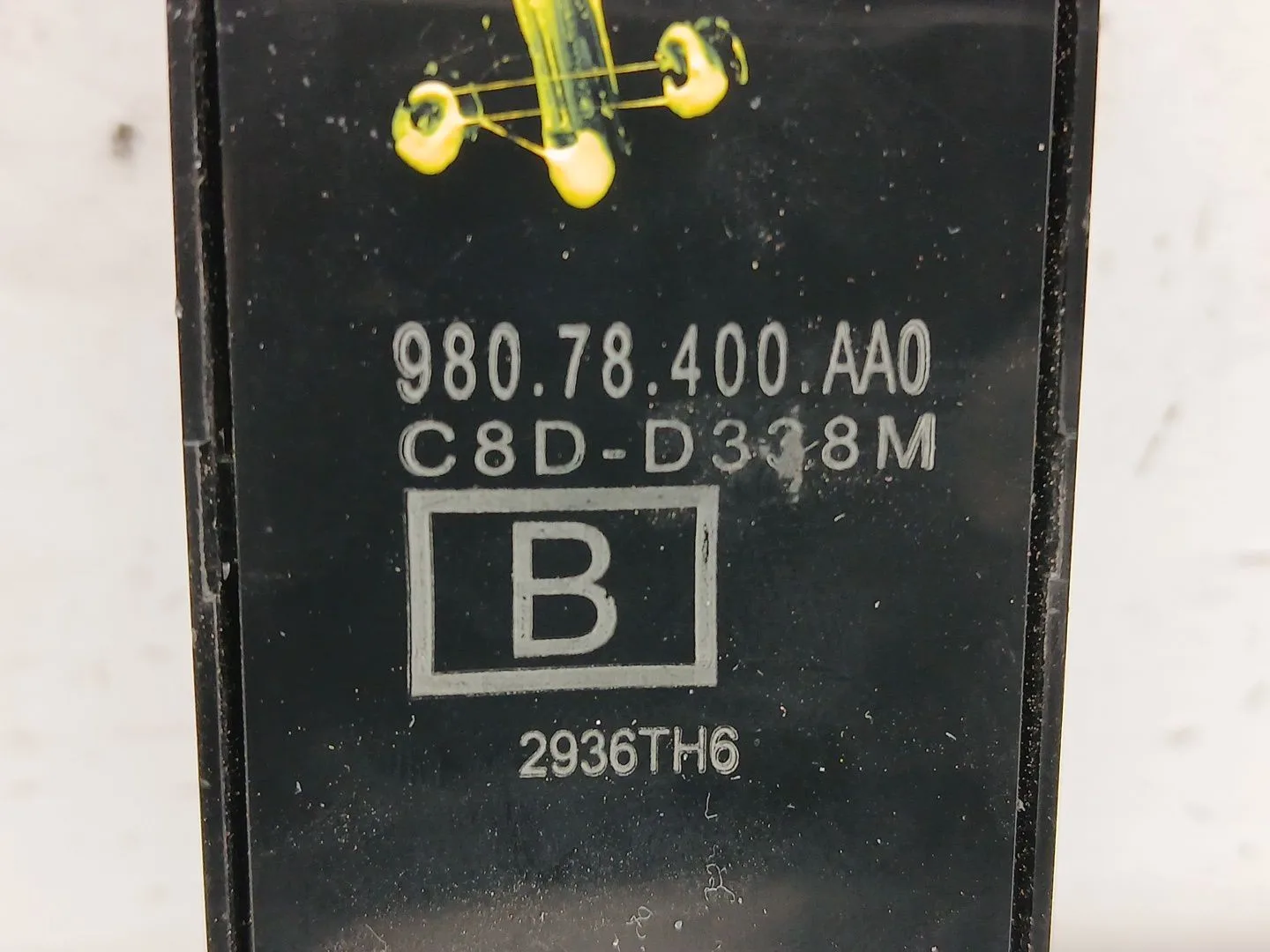 Mando Elevalunas Delantero Izquierdo para Mitsubishi Colt Cabrio Czc