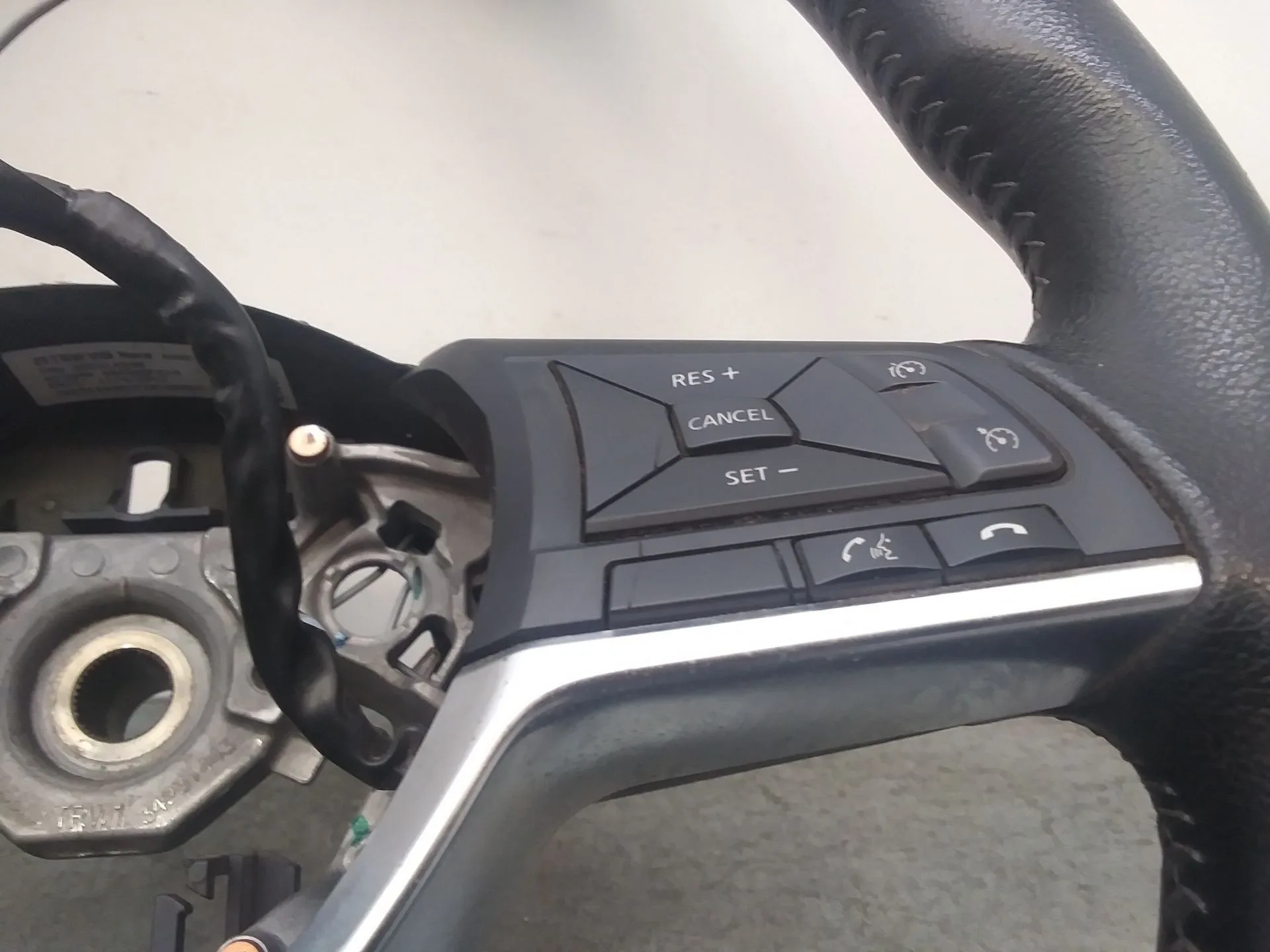 Volante para Nissan Micra V (K14)