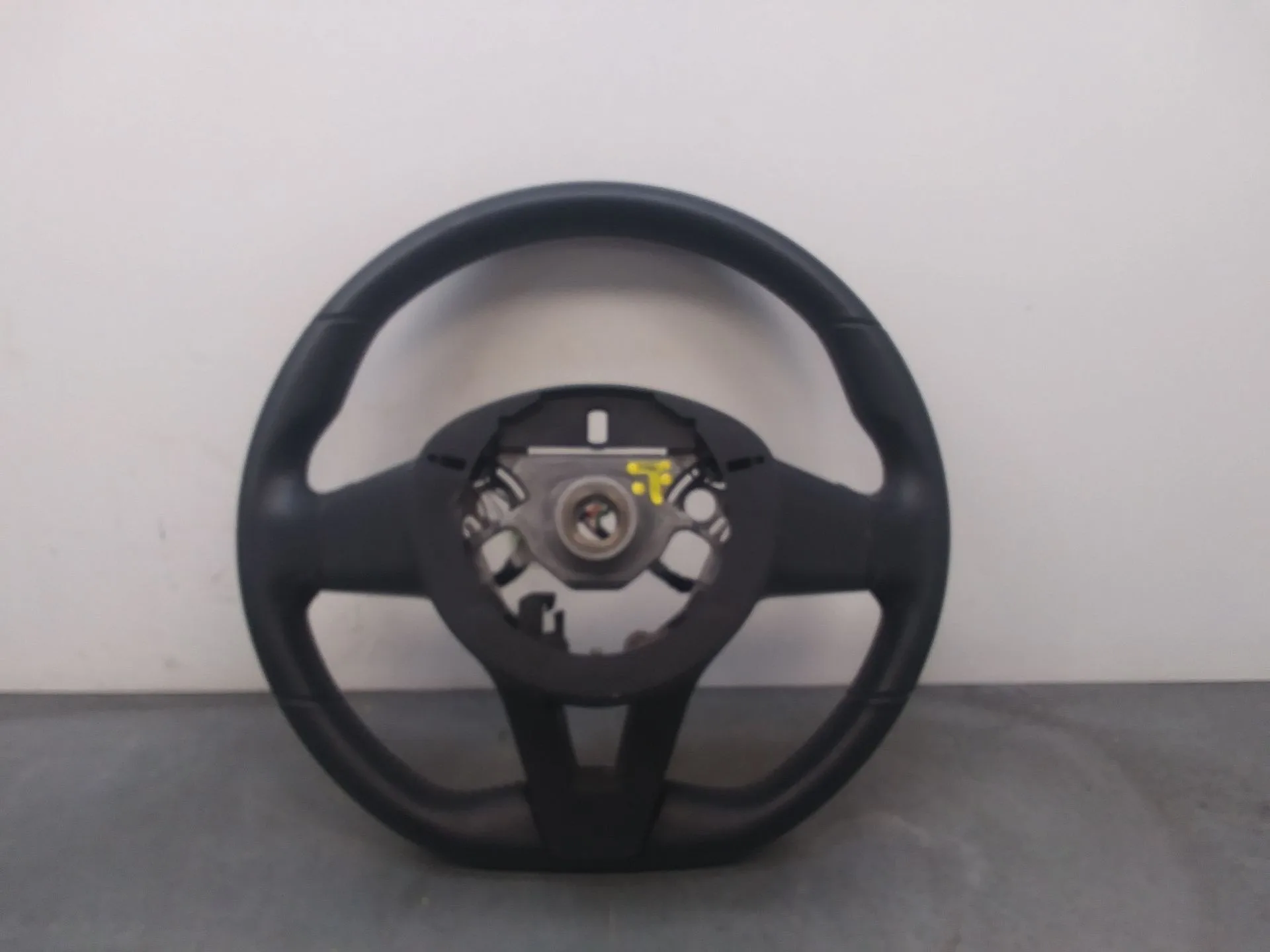 Volante para Nissan Micra V (K14)