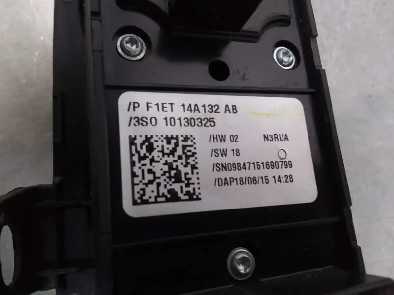Mando Elevalunas Delantero Izquierdo para Ford Focus Lim.