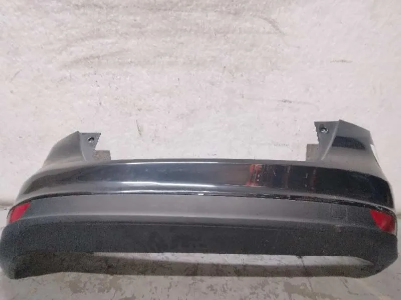 Paragolpes Trasero para Ford Focus Lim.
