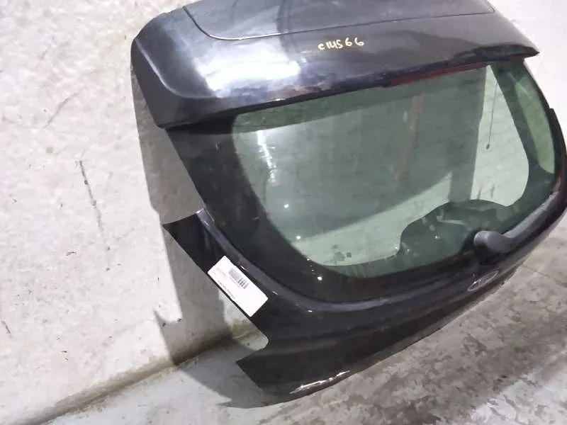 Porton Trasero para Ford Focus Lim.