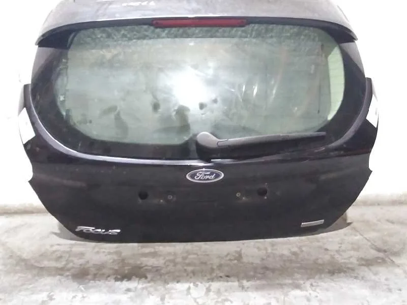 Porton Trasero para Ford Focus Lim.