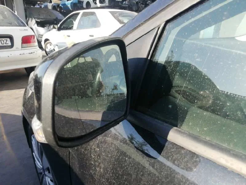 Retrovisor Izquierdo para Ford Focus Lim.