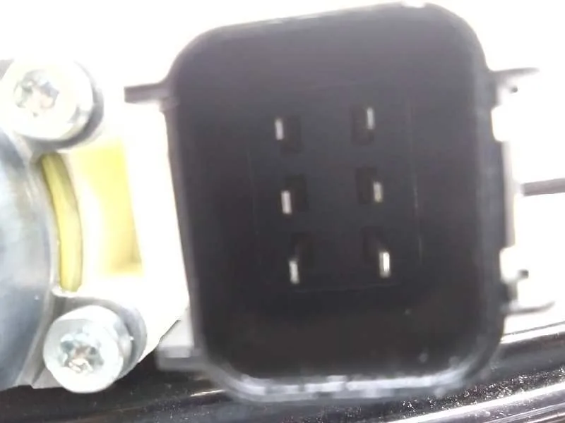 Elevalunas Delantero Derecho para Ford Focus Lim.