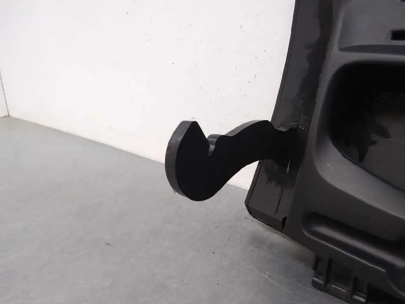 Guantera para Peugeot 206+