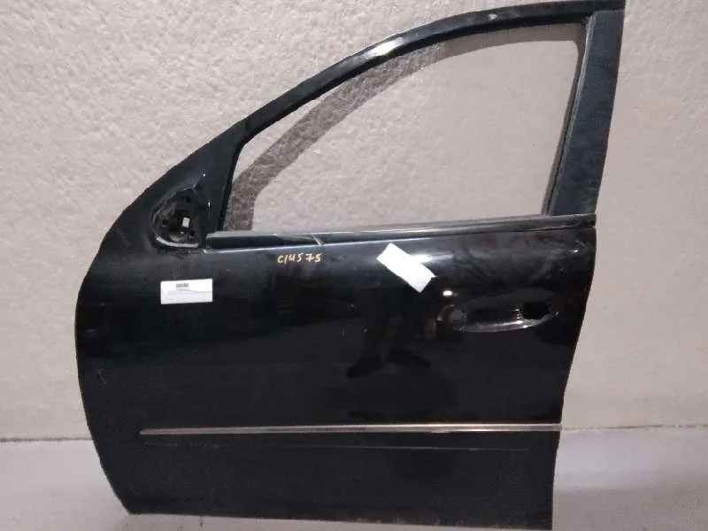 Puerta Delantera Izquierda para Mercedes-Benz Clase M (W164)