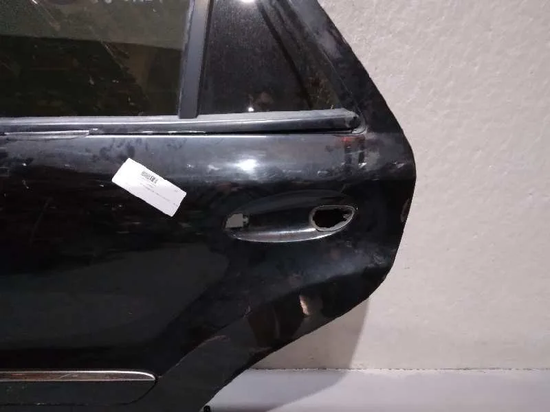 Puerta Trasera Izquierda para Mercedes-Benz Clase M (W164)