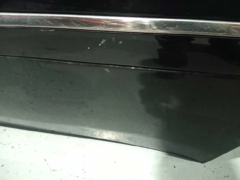 Puerta Trasera Izquierda para Mercedes-Benz Clase M (W164)