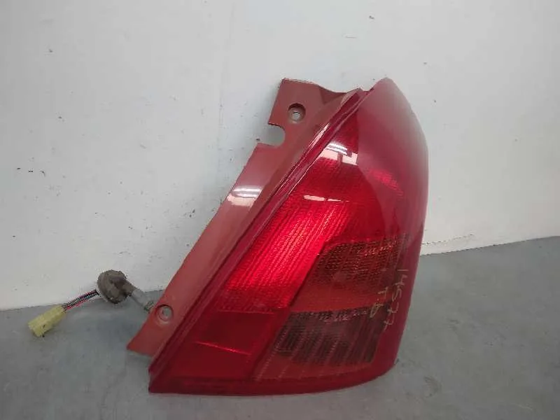 Piloto Trasero Derecho para Suzuki Swift Berlina (Mz)