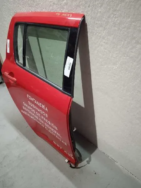 Puerta Trasera Derecha para Suzuki Swift Berlina (Mz)
