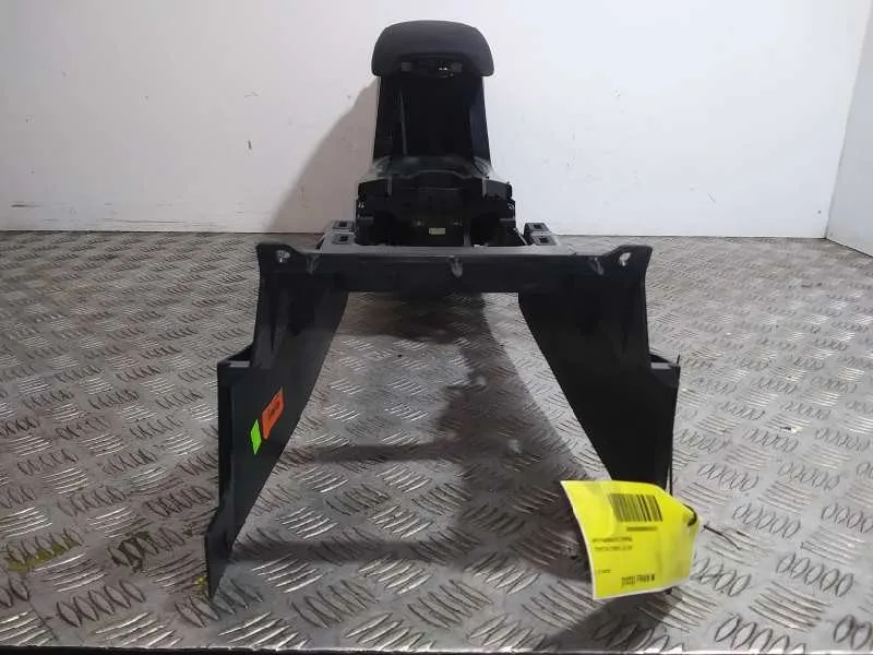 Apoyabrazos Central para Toyota Corolla (E18)