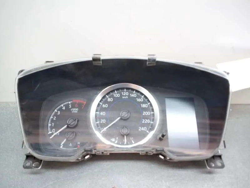 Cuadro Instrumentos para Toyota Corolla (E18)