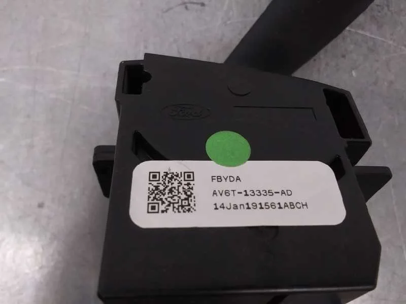 Mando Intermitentes para Ford Focus Lim. (Cb8)
