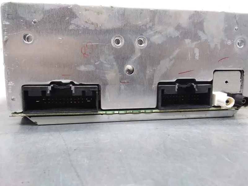 Sistema Audio / Radio Cd para Ford Focus Lim. (Cb8)