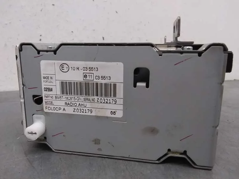 Sistema Audio / Radio Cd para Ford Focus Lim. (Cb8)