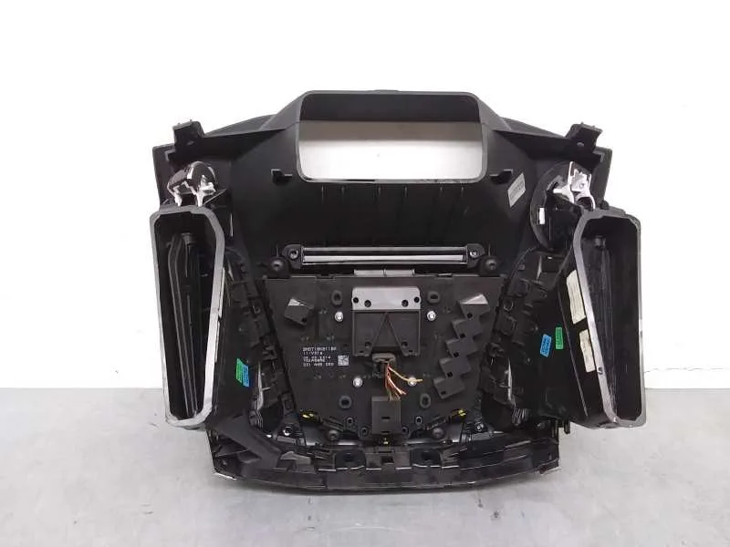 Sistema Audio / Radio Cd para Ford Focus Lim. (Cb8)